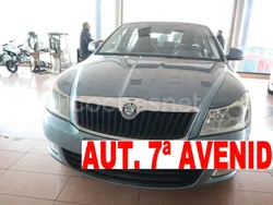Gris / plata Usado 2011 Skoda Octavia Ambition Berlina | 5500 € (Buen precio)
