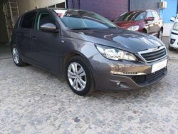 Gris Usado 2017 Peugeot 308 Style Utilitario | 8890 € (Precio justo)