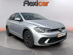 Gris Usado 2024 VW Polo Life Berlina | 16.990 € (Buen precio)