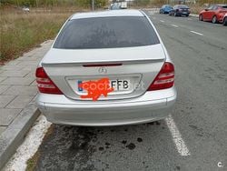 Gris / plata Usado 2006 Mercedes C220 Sport Edition Berlina | 6000 € (Precio justo)