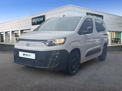 Blanco Usado 2023 Fiat Doblò Monovolumen | 21.300 € (Precio justo)