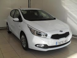 Blanco Usado 2013 Kia Ceed GT Berlina | 7500 € (Buen precio)