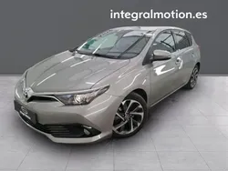 Toyota Auris Hybrid