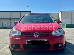 Rojo Usado 2007 VW Golf V Highline Berlina | 5500 € (Buen precio)