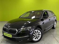 Negro Usado 2025 Skoda Octavia Familiar | 31.800 € (Precio justo)