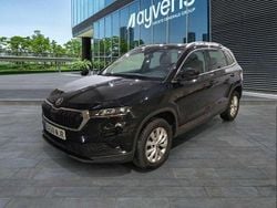 Negro Usado 2023 Skoda Karoq Ambition SUV | 24.800 € (Precio justo)