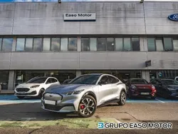 Plata Usado 2023 Ford Mustang Mach-E Premium SUV | 63.900 €