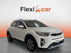 Blanco Usado 2023 Kia Stonic SUV | 14.990 € (Buen precio)