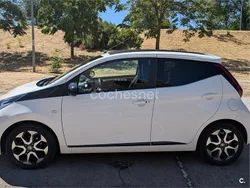 Blanco Usado 2019 Toyota Aygo X-wave Utilitario | 12.100 € (Precio justo)