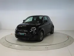 Negro Usado 2023 Fiat 500e Berlina | 21.900 € (Precio justo)