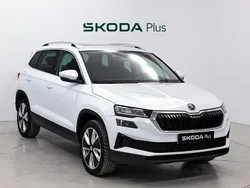 Blanco Usado 2024 Skoda Karoq SUV | 28.490 € (Un poco caro)