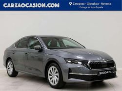 Gris Usado 2024 Skoda Octavia Selection Utilitario | 28.500 € (Precio justo)