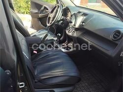 Gris / plata Usado 2007 Toyota RAV4 Sol SUV | 14.000 €