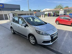 Gris / plata Usado 2013 Renault Scénic III Bose Edition Monovolumen | 5200 € (Buen precio)