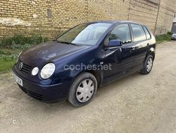 Azul Usado 2005 VW Polo Highline Berlina | 2490 € (Precio justo)