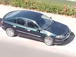 Verde Usado 2006 Renault Laguna II Dynamique Berlina | 3000 € (Buen precio)