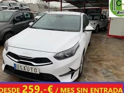 Blanco Usado 2023 Kia Ceed Berlina | 17.500 € (Precio justo)