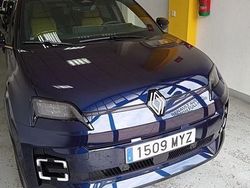Nuevo 2025 Renault 5 E-Tech Iconic Berlina | 33.500 € (Un poco caro)