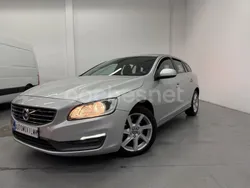 Gris / plata Usado 2015 Volvo V60 Momentum Familiar | 11.990 € (Precio justo)