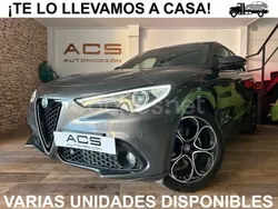 Gris / plata Usado 2022 Alfa Romeo Stelvio Veloce SUV | 26.990 € (Precio justo)