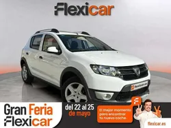 Amarillo Usado 2015 Dacia Sandero Stepway Utilitario | 7990 € (Precio justo)