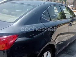 Beige Usado 2006 Lexus IS220d Luxury Line Berlina | 2990 € (Precio justo)