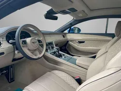 Azul Nuevo 2024 Bentley Continental Berlina | 315.000 €