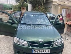 Verde Usado 2002 Nissan Almera Comfort Berlina | 2000 €