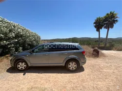 Gris / plata Usado 2010 Dodge Journey SXT SUV | 8900 € (Caro)