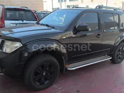 Negro Usado 2010 Nissan Pathfinder Platinum SUV | 13.999 € (Caro)