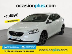 Blanco Usado 2018 Volvo V40 Momentum Familiar | 16.490 € (Un poco caro)