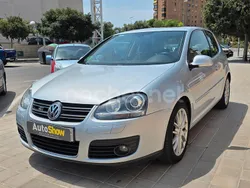 Gris / plata Usado 2007 VW Golf V GT Berlina | 7490 € (Precio justo)