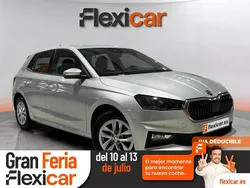 Gris Usado 2022 Skoda Fabia Ambition Berlina | 13.490 € (Precio justo)