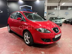 Rojo Usado 2005 Seat Altea Sport Monovolumen | 3999 € (Precio justo)