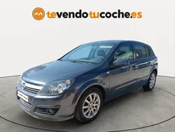 Gris / plata Usado 2007 Opel Astra Enjoy Berlina | 4500 € (Precio justo)