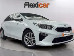 Blanco Usado 2019 Kia Ceed Berlina | 10.290 € (Buen precio)
