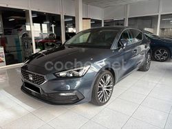 Gris / plata Usado 2023 Seat Leon XCELLENCE Berlina | 21.500 € (Precio justo)