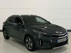 Gris Usado 2023 Kia XCeed SUV | 20.500 € (Precio justo)