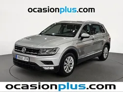 Gris plata Usado 2016 VW Tiguan Advance SUV | 21.900 € (Precio justo)