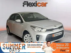 Gris Usado 2018 Kia Rio Berlina | 10.190 € (Precio justo)