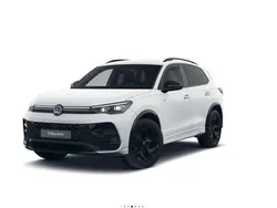 Blanco Nuevo 2025 VW Tiguan R-line SUV | 45.136 € (Precio justo)