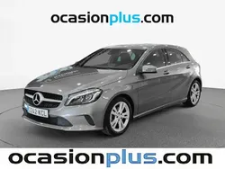 Gris Usado 2017 Mercedes A200 Utilitario | 17.600 € (Precio justo)