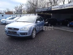 Gris / plata Usado 2007 Ford Focus Trend Berlina | 4600 € (Un poco caro)