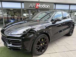 Negro Usado 2018 Porsche Cayenne SUV | 58.950 € (Precio justo)