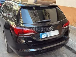 Negro Usado 2020 Opel Astra Business Elegance Familiar | 11.000 € (Precio justo)