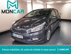 Gris / plata Usado 2014 Kia Ceed Berlina | 8990 € (Precio justo)