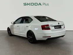 Blanco Usado 2019 Skoda Octavia Style | 18.990 € (Precio justo)