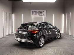 Negro Usado 2019 Infiniti Q30 Premium Berlina | 21.000 € (Caro)