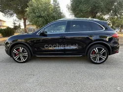 Negro Usado 2010 Porsche Cayenne Turbo SUV | 36.000 €