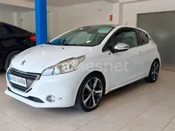 Blanco Usado 2012 Peugeot 208 Allure Utilitario | 7990 € (Precio justo)